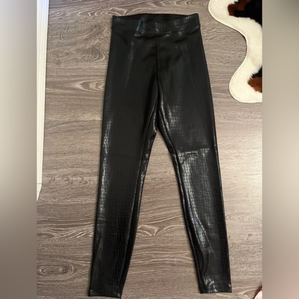 NWT Express high rise black shiny leggings